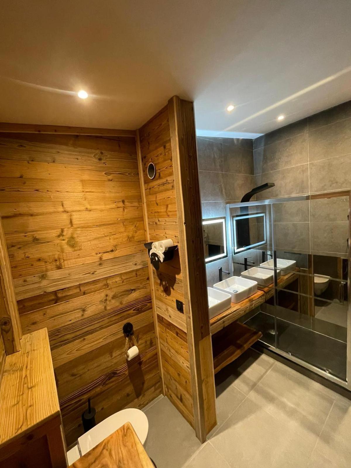 Maison A Moutiers 3 Vallees 4 Chambres 10 Pers Exterior photo